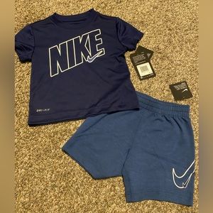 NWT Toddler Boys Nike Dri Fit Outfit Size 2T